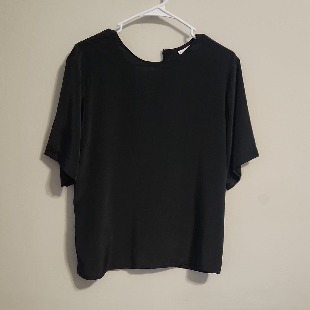 [LAST CHANCE - WILL DONATE 11 APRIL] Elegant Black Women's Top